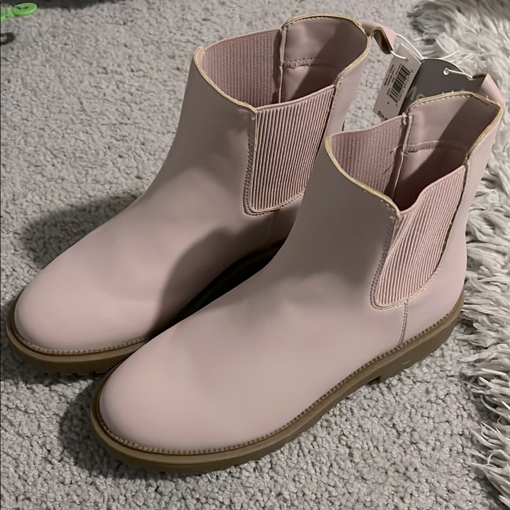 Women's Pink Ankle Boots